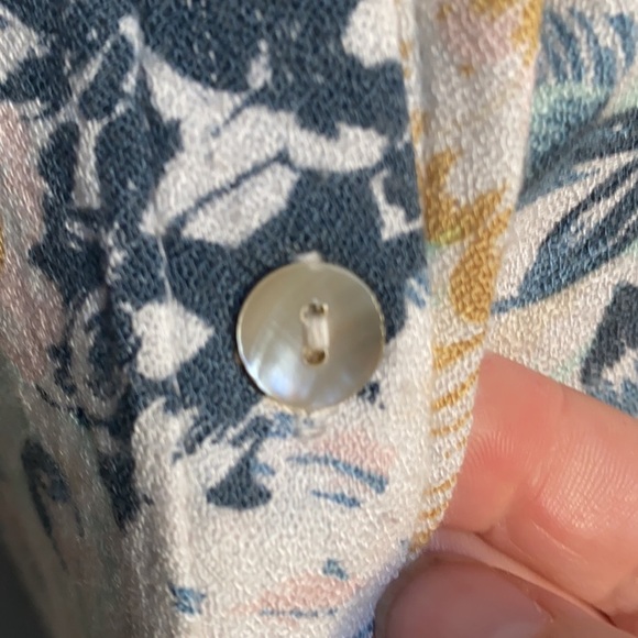 Roxy Spaghetti Strap Top with beautiful soft print - Picture 7 of 10